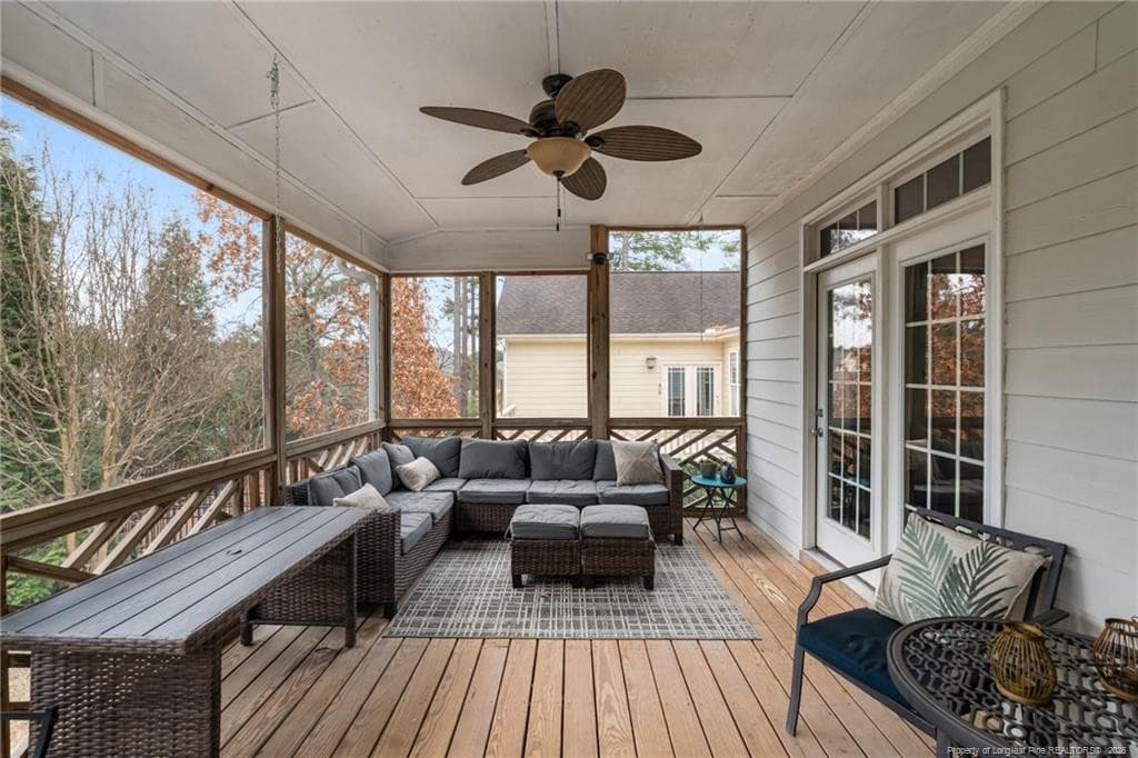 Back screened porch - 16 Cottswold Lane, Spring Lake, NC 28390