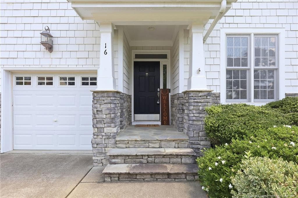 Front porch - 16 Cottswold Lane, Spring Lake, NC 28390