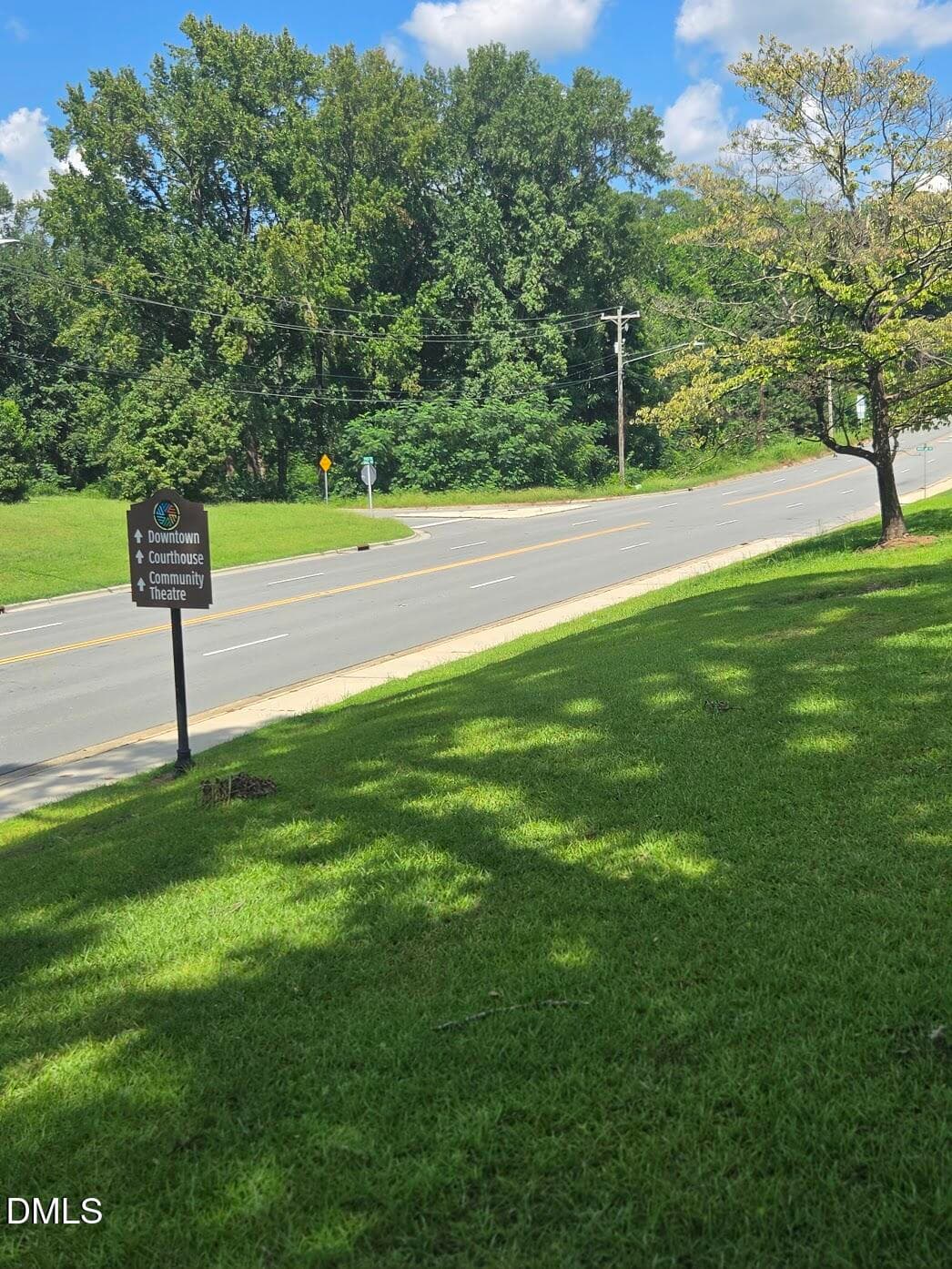 Street View 1 of 2 - 701 Sunset Avenue, Clinton, NC 28328, Clinton