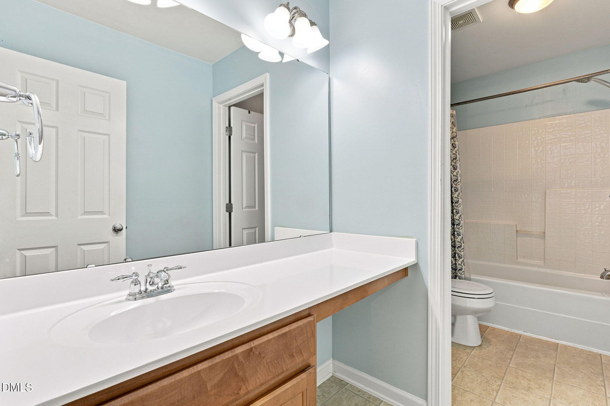 57-web-or-mls-IMG_5820_Edit - 104 Touvelle Court, Holly Springs, NC 27540, Holly Springs
