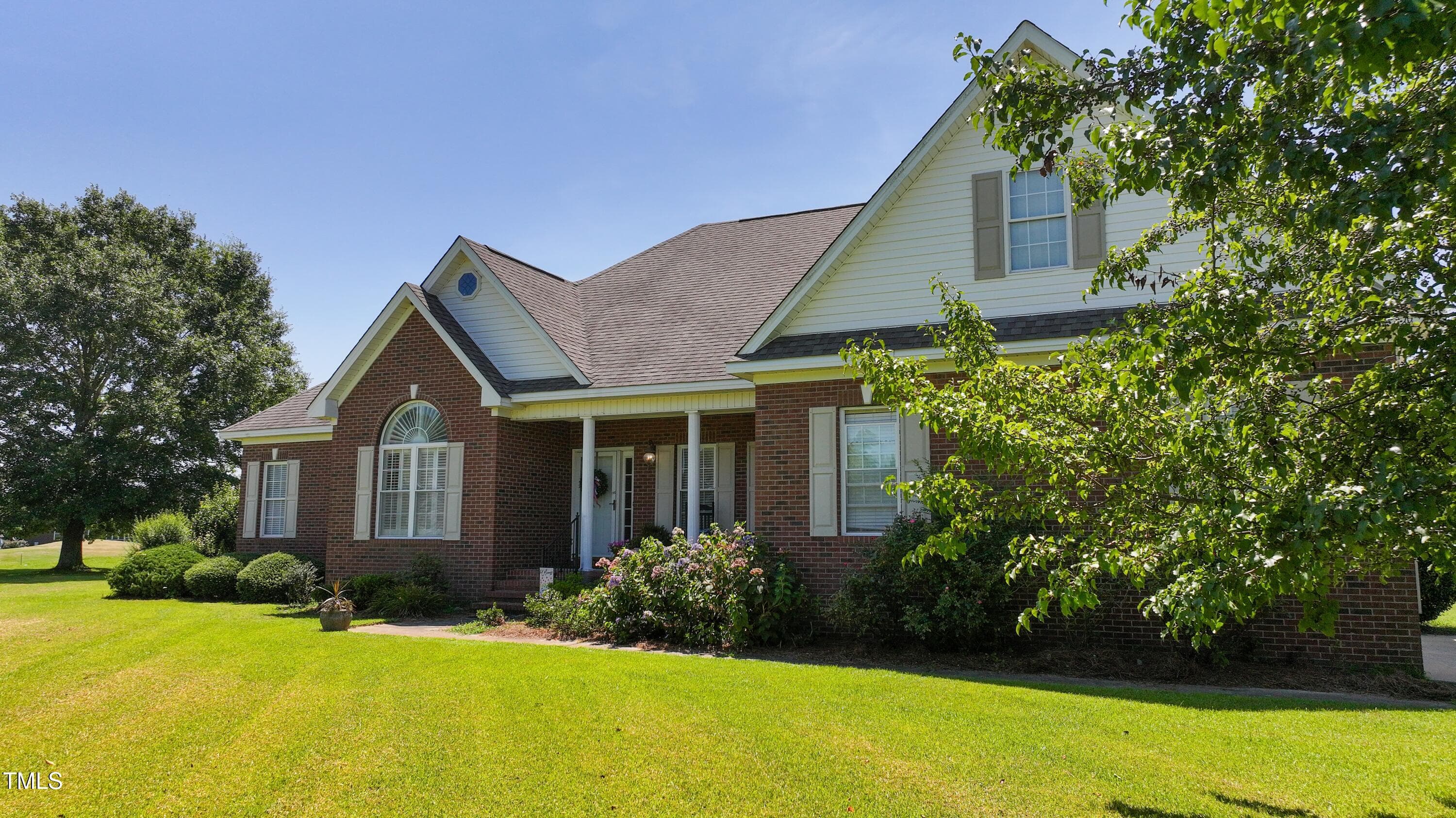 Large Front Yard! - 115 Hunters Walk Lane, Clinton, NC 28328, Clinton