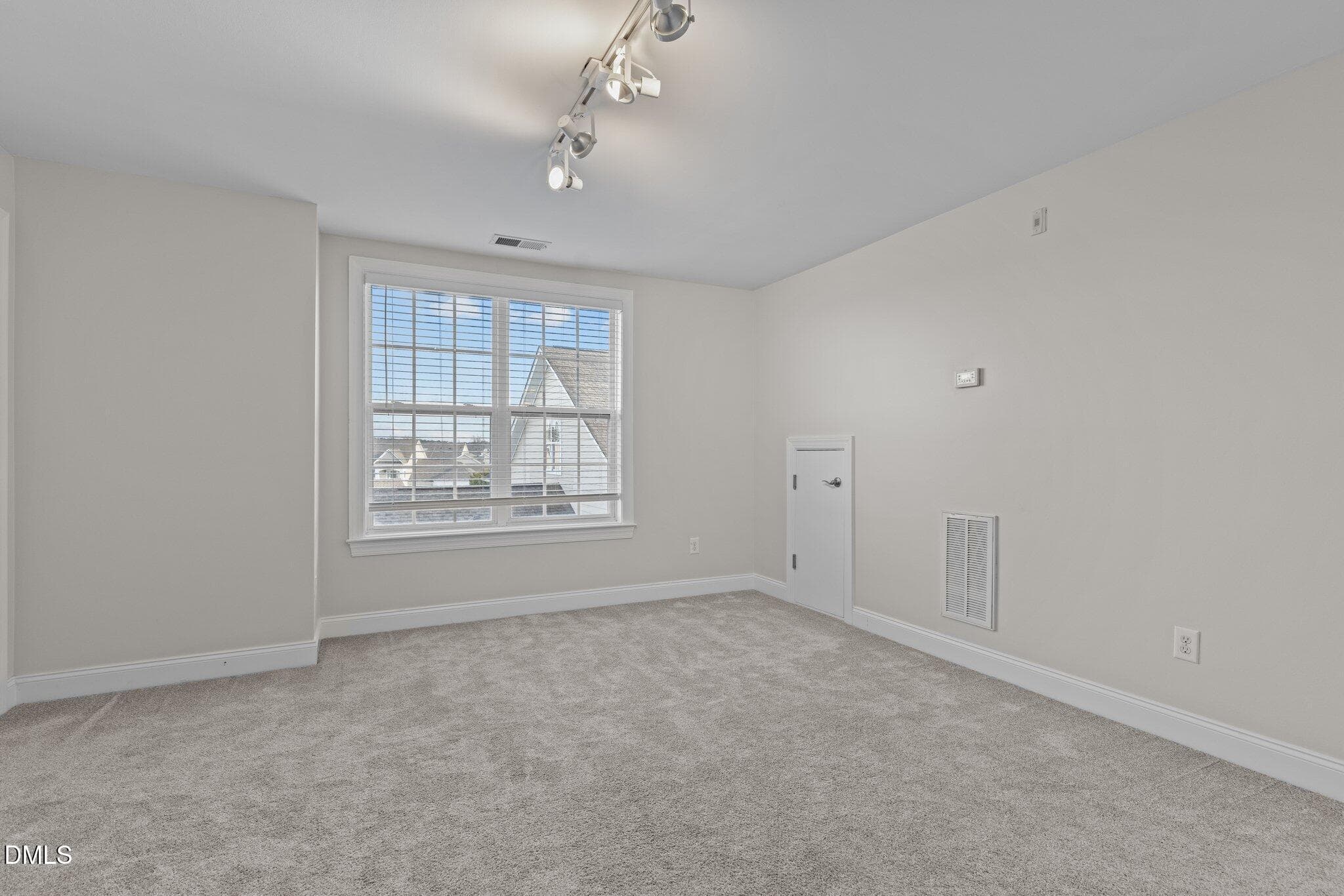 28_beyc6a7b5afa44d7d - 10410 Sablewood Drive 111, Raleigh, NC 27617, Raleigh