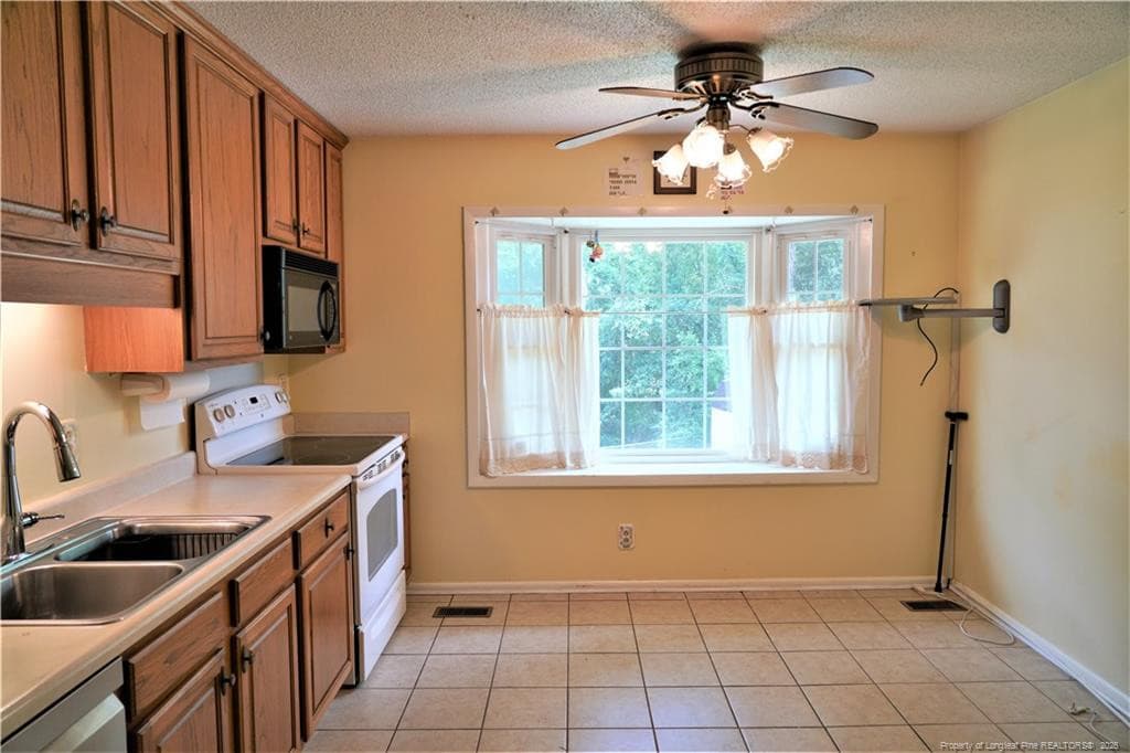 Photo 9 - 846 Abilene Road, Fayetteville, NC 28303, Fayetteville