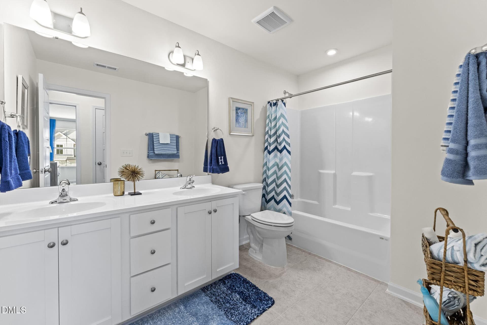 32-Full Bath 2 HHHunt Homes - 35 Oak Meadow Lane, Angier, NC 27501