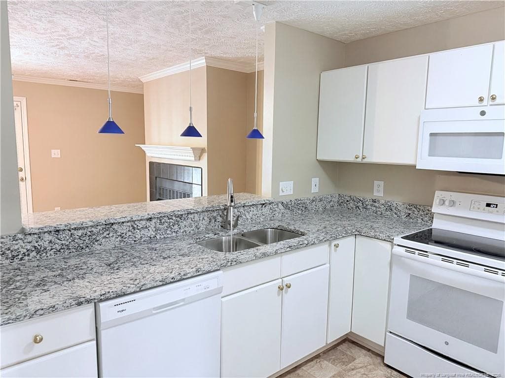 Photo 5 - 390 Bubble Creek Court 7, Fayetteville, NC 28311, Fayetteville