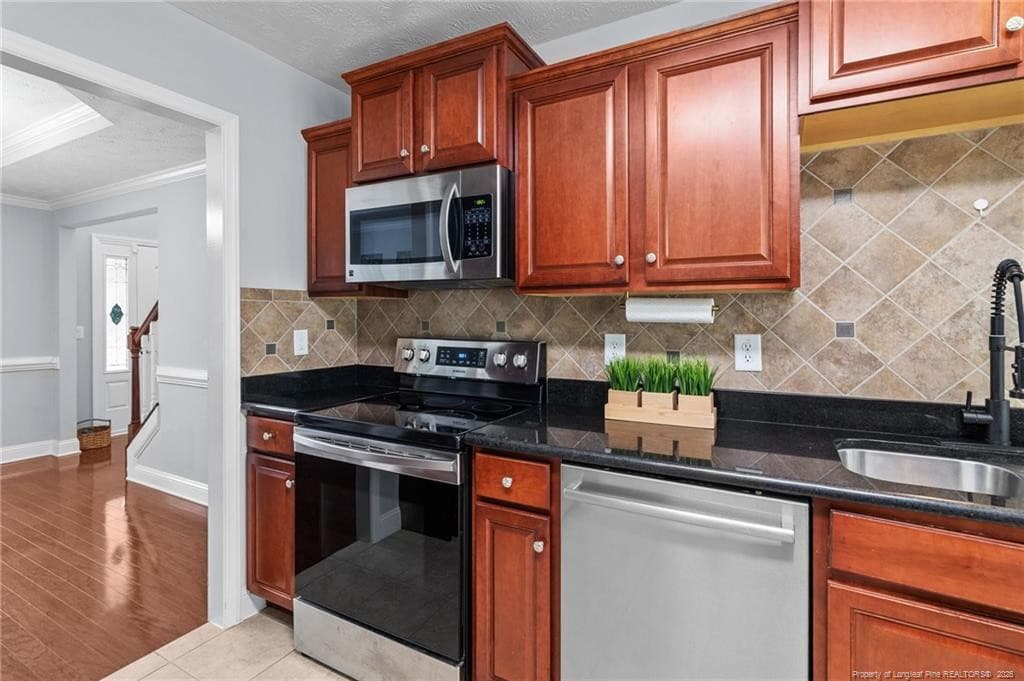 Kitchen - 437 Spring Flowers Drive, Cameron, NC 28326