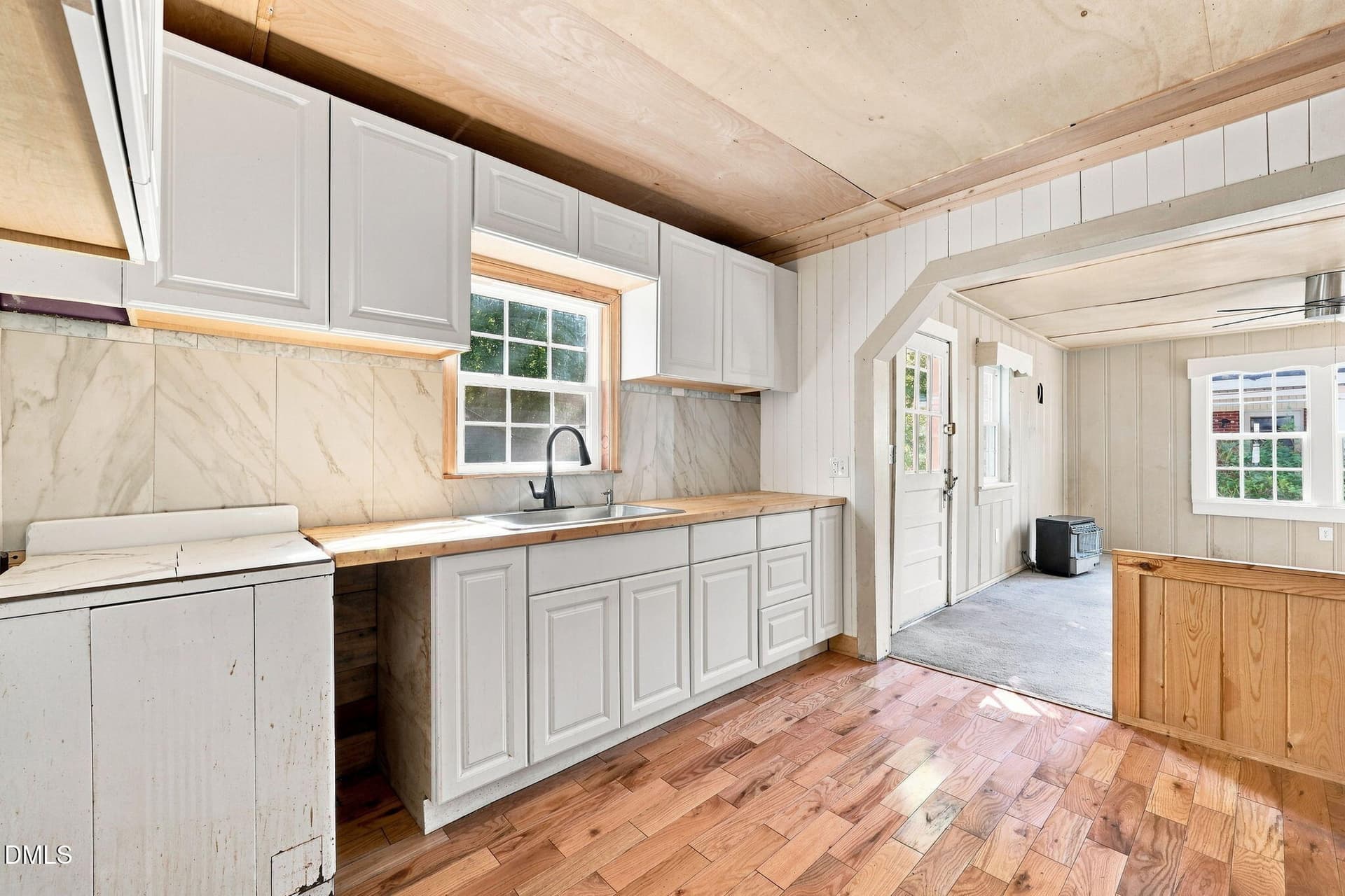 28-web-or-mls-IMG_5310 - 207 Pendergraft Road, Bunnlevel, NC 28323