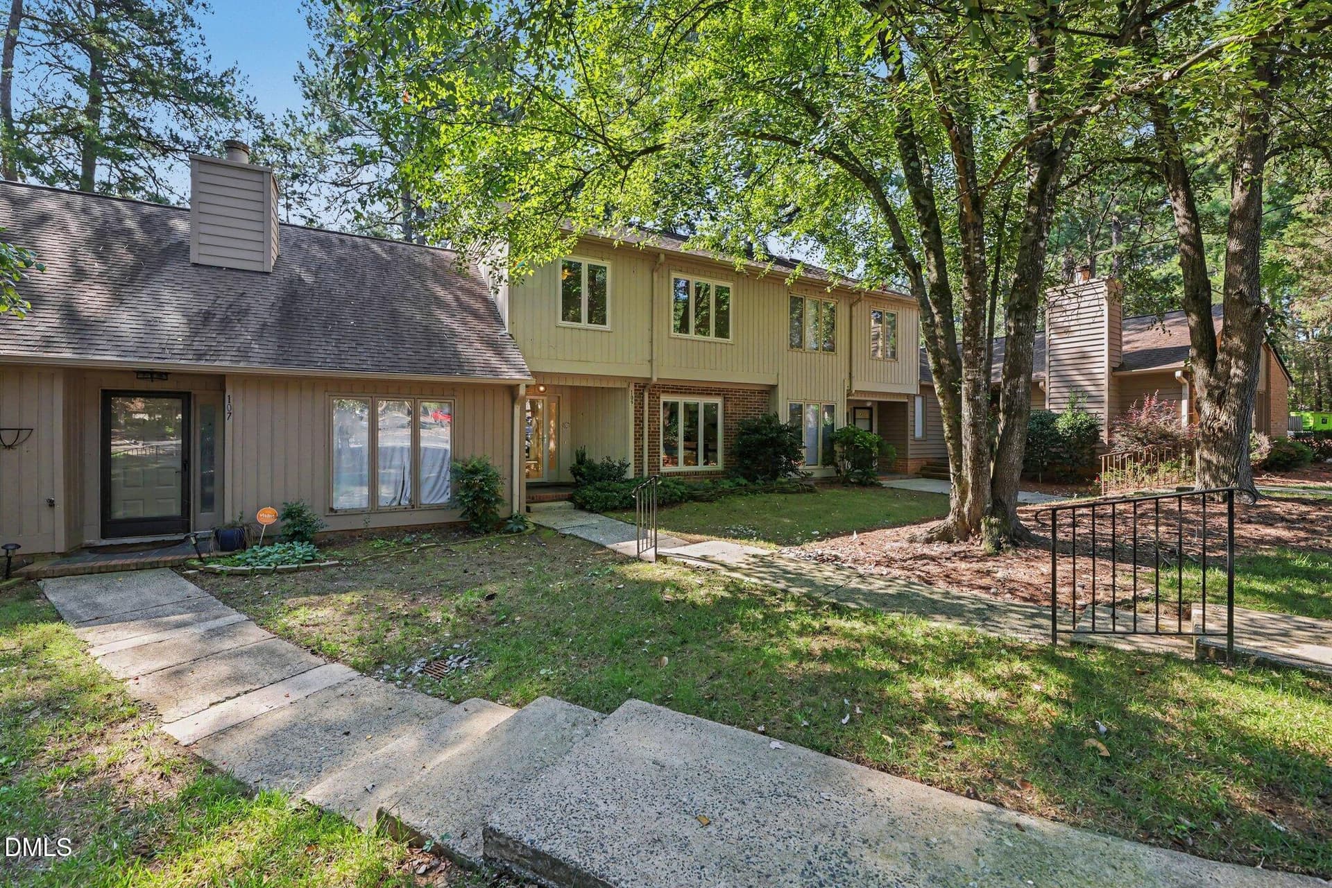 6 - 109 Mossbark Lane, Chapel Hill, NC 27514