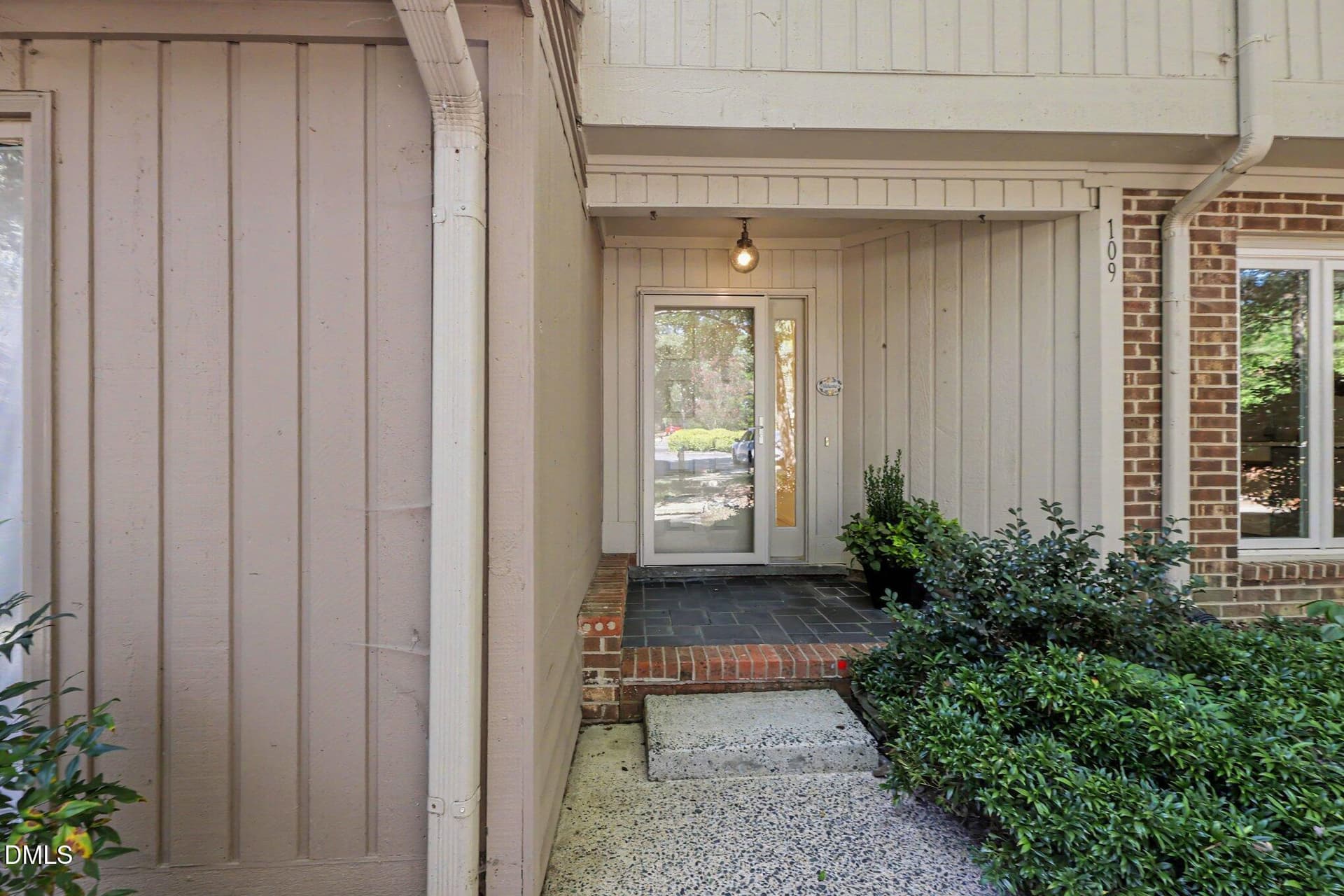7 - 109 Mossbark Lane, Chapel Hill, NC 27514