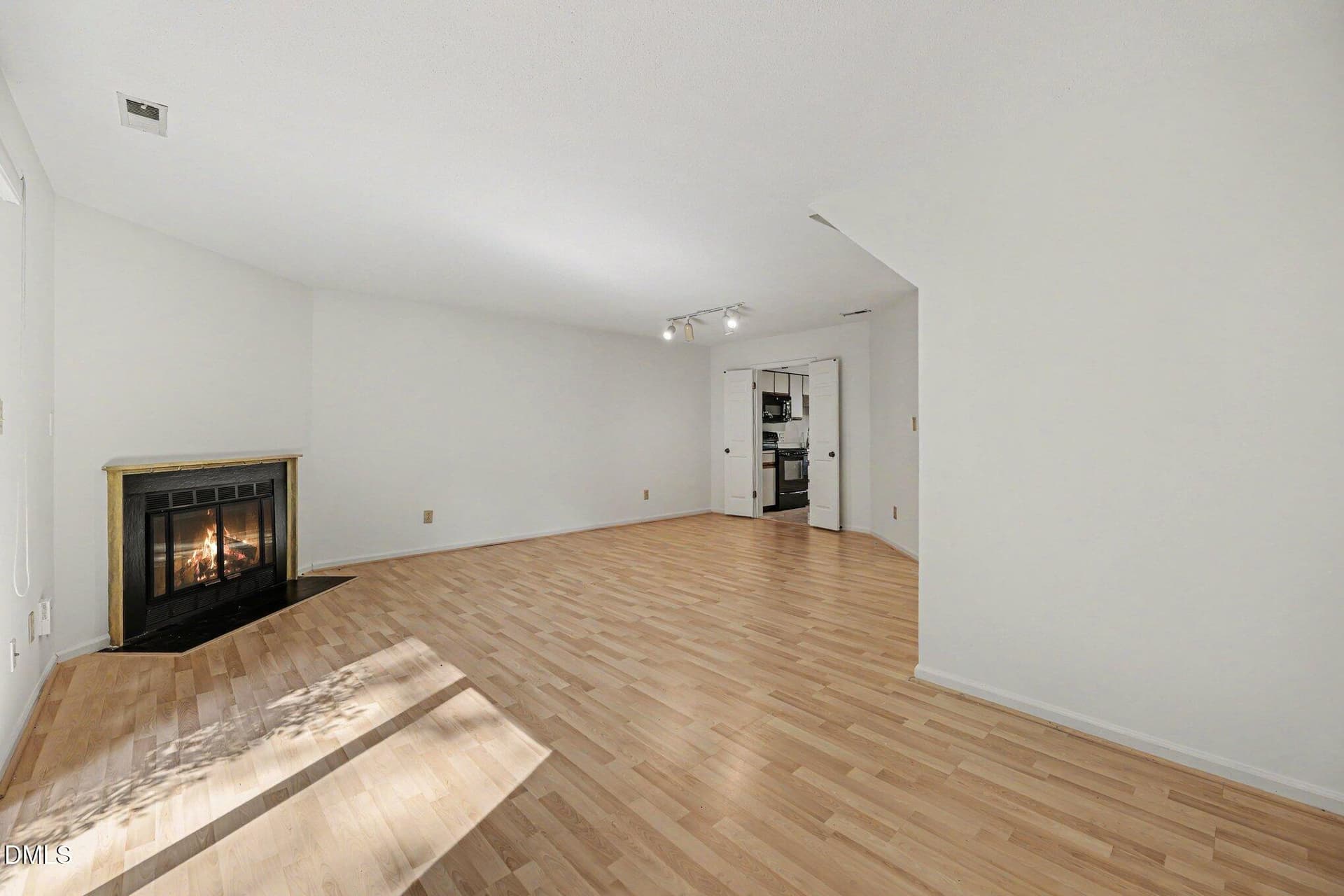9 - 109 Mossbark Lane, Chapel Hill, NC 27514