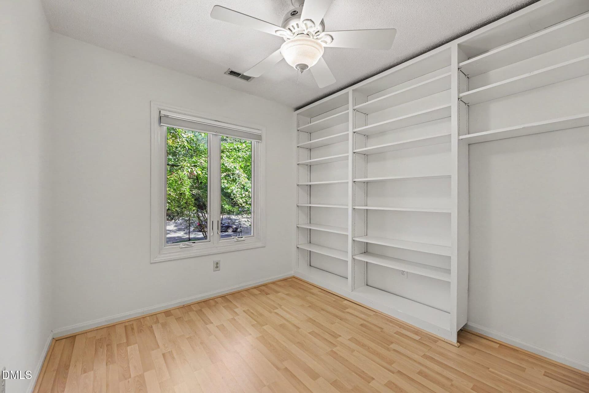 29 - 109 Mossbark Lane, Chapel Hill, NC 27514
