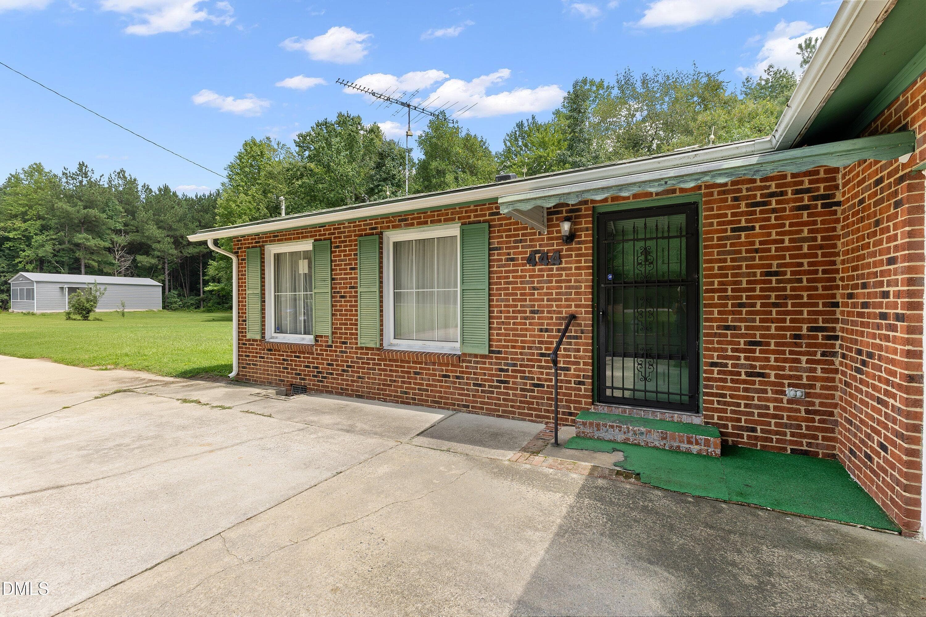 10-444 Thanksgiving Fire Rd_7365 - 444 Thanksgiving Fire Road, Selma, NC 27576