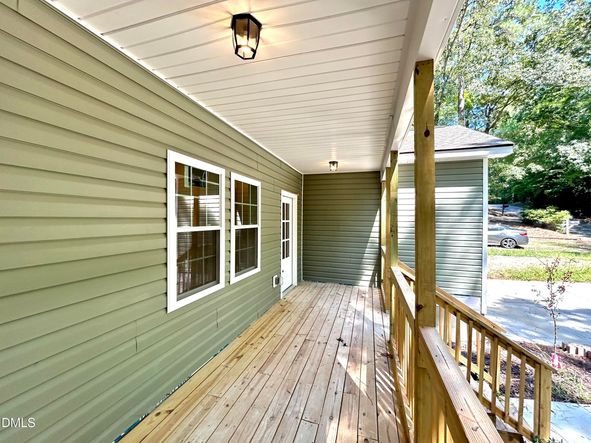 Front Porch - 940 Lakewind, Sanford, NC 27332