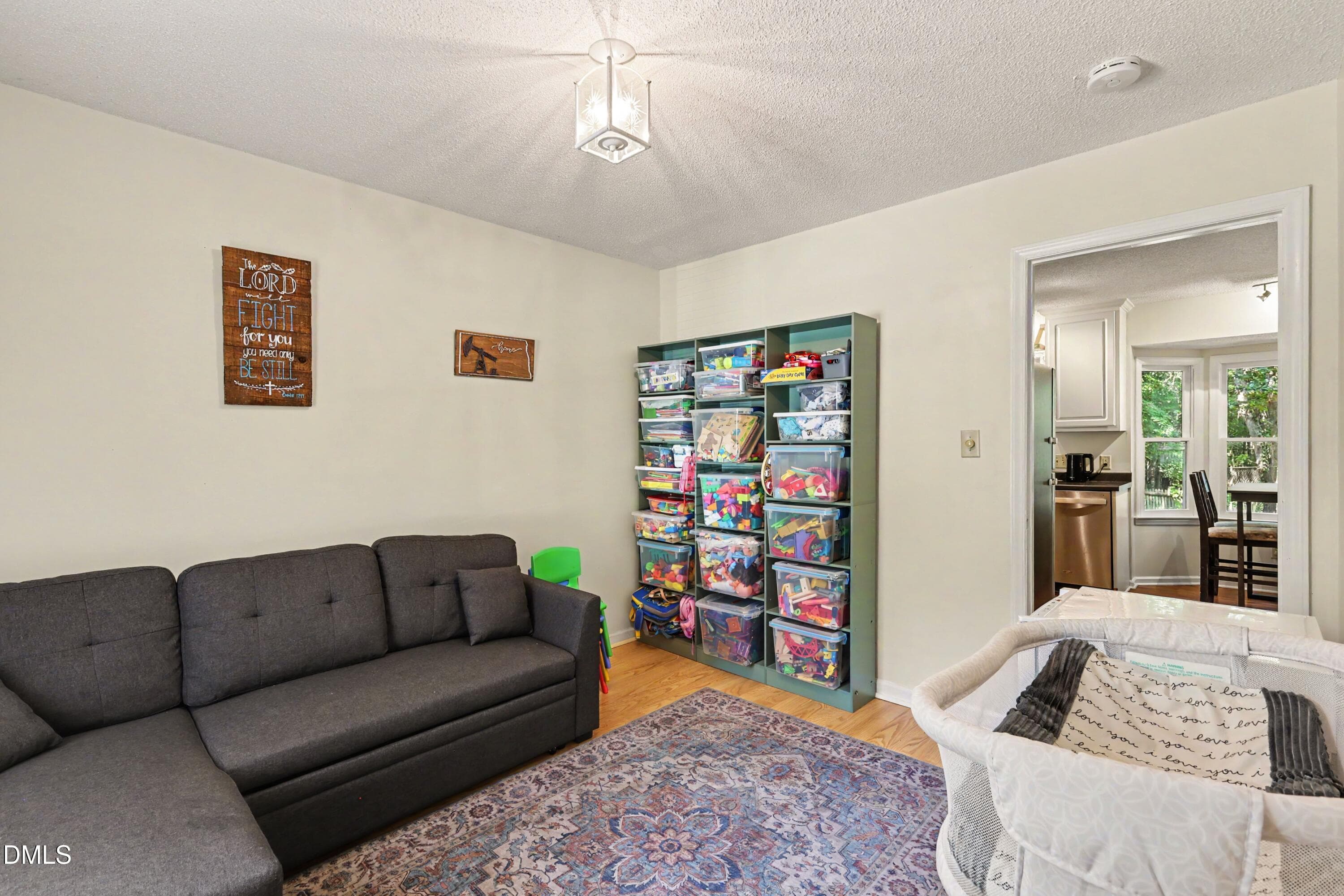 014_file_5843 - 4605 Ellsmere Lane, Raleigh, NC 27604, Raleigh