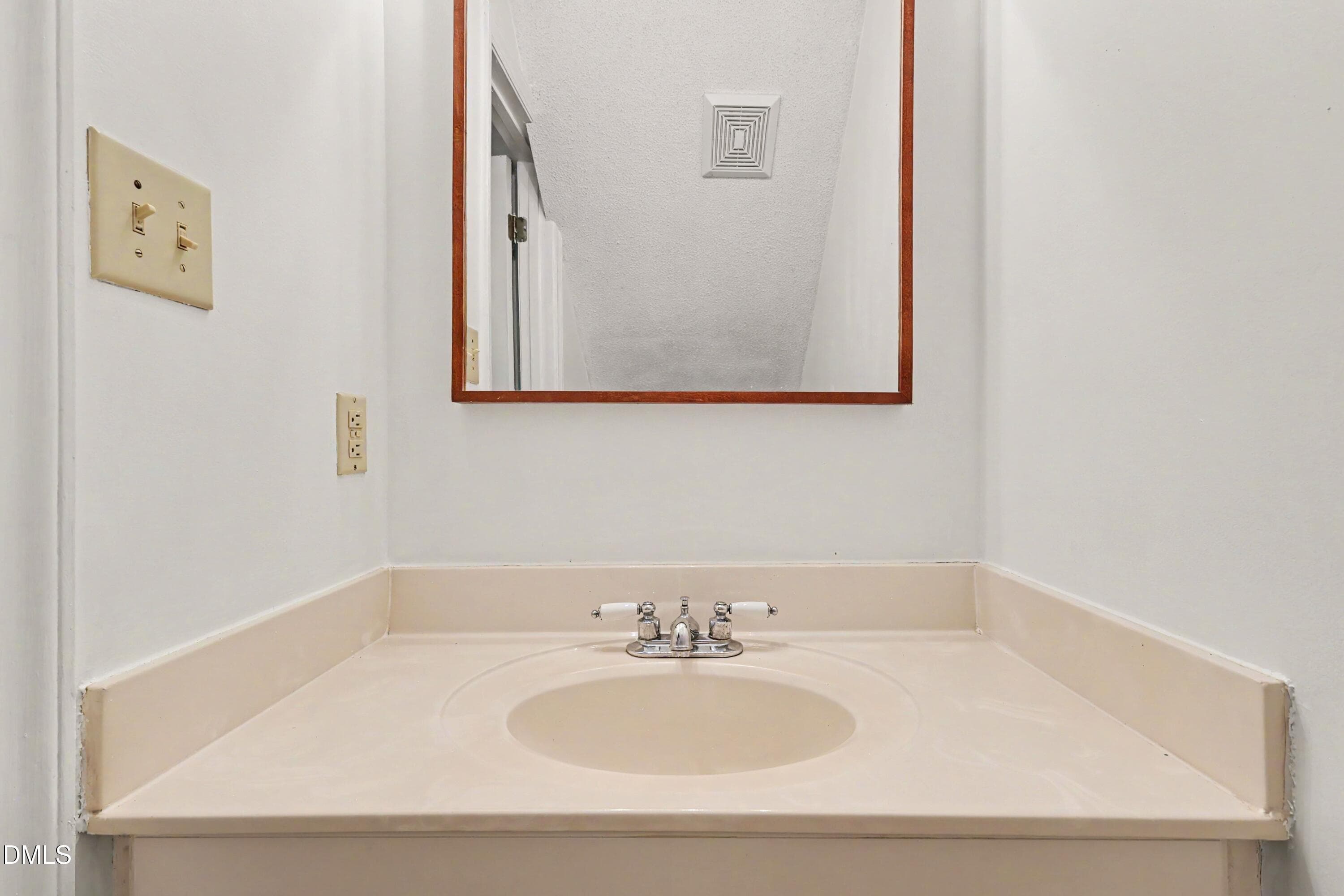 023_file_1616 - 4605 Ellsmere Lane, Raleigh, NC 27604, Raleigh