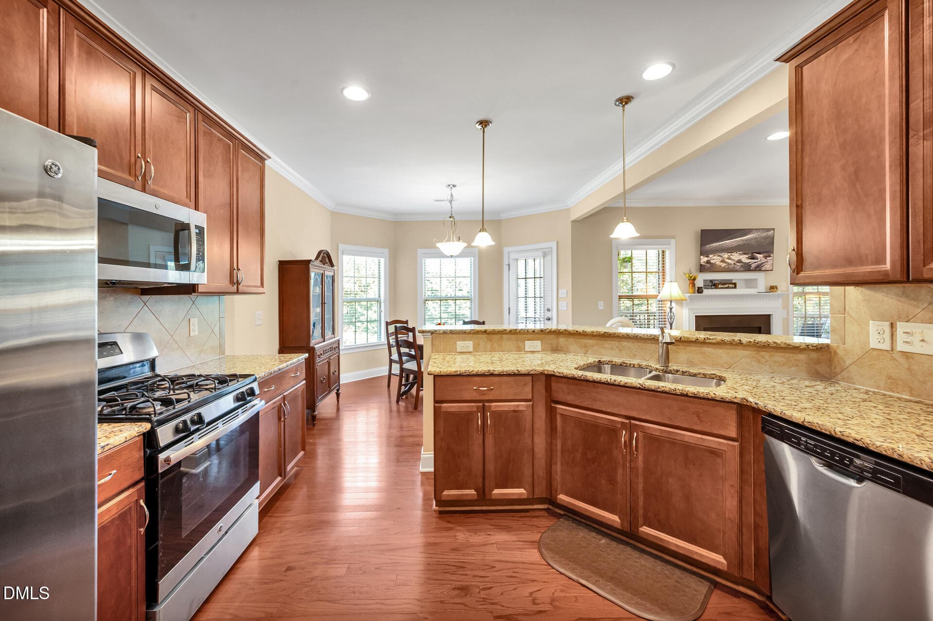 FAR_1135 - 516 Walker Ranch Drive, Fuquay Varina, NC 27526