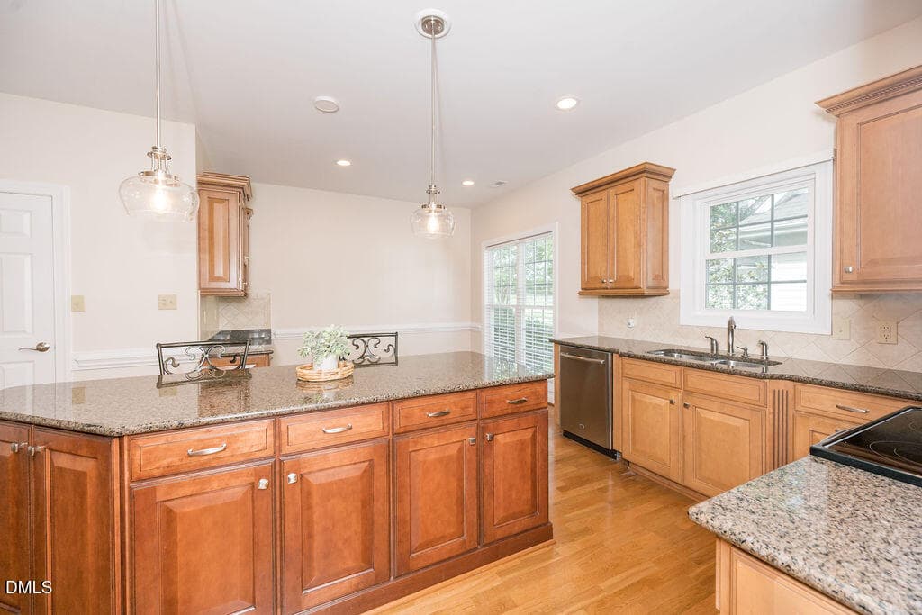 CRS_9814 - 128 Crescent Drive, Dunn, NC 28334