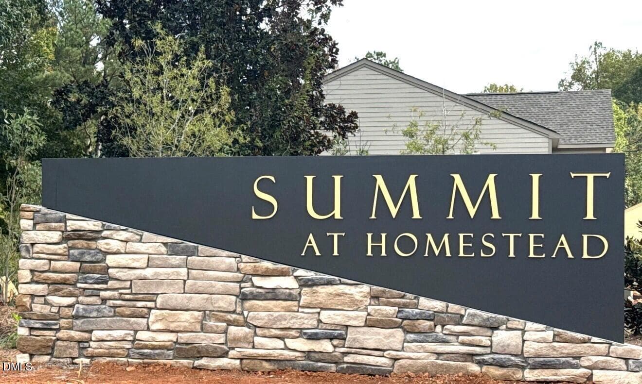 Monument - 408 Kipling Lane, Chapel Hill, NC 27516, Chapel Hill