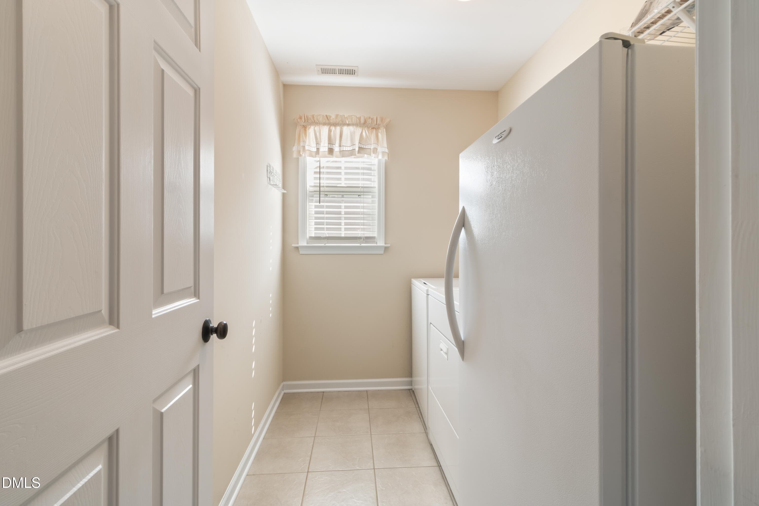 Laundry - 44 E Moss Creek Drive, Clayton, NC 27520, Clayton