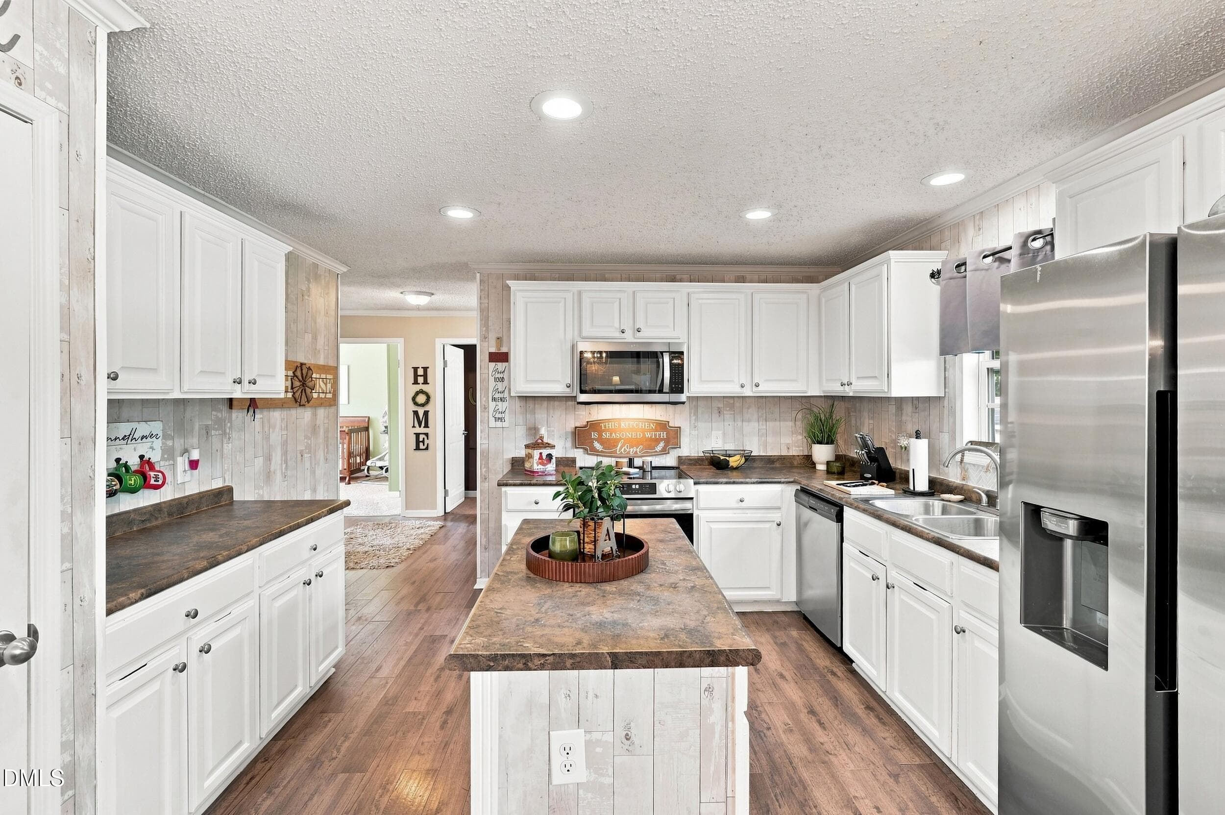 Kitchen - 4331 Nc-39, Louisburg, NC 27549, Louisburg