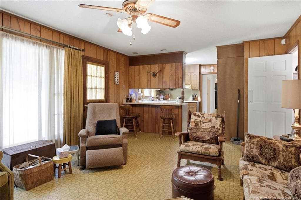 Den - 8220 NC 210 S, Bunnlevel, NC 28323