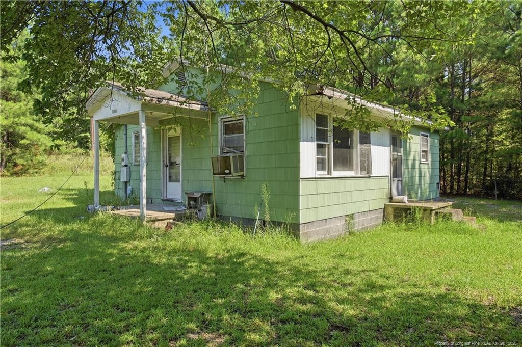 2nd home on property - 8220 NC 210 S, Bunnlevel, NC 28323