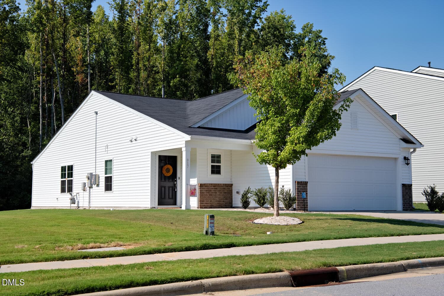 16-Web Ready-NCR_1544-HDR-Edit - 917 Bellewood Gardens Drive, Angier, NC 27501, Angier