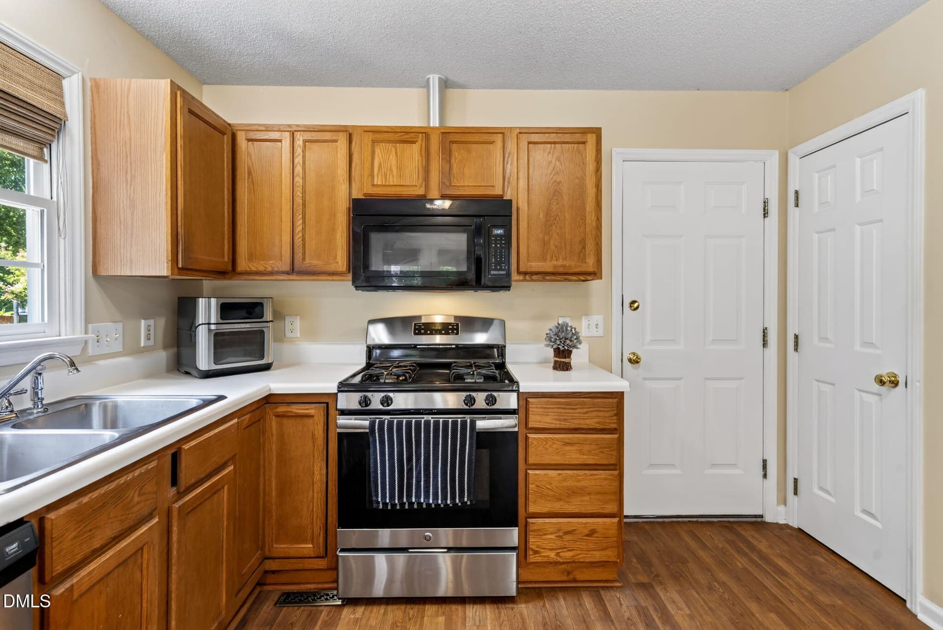 28-web-or-mls-4512 Lazyriver Drive - 28 - 4512 Lazyriver Drive, Durham, NC 27712