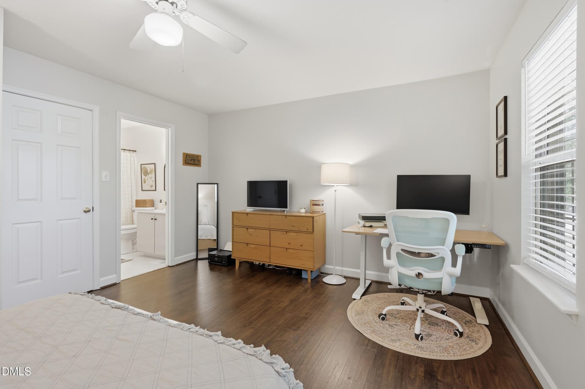092 - 411 Summerwalk Circle 411, Chapel Hill, NC 27517