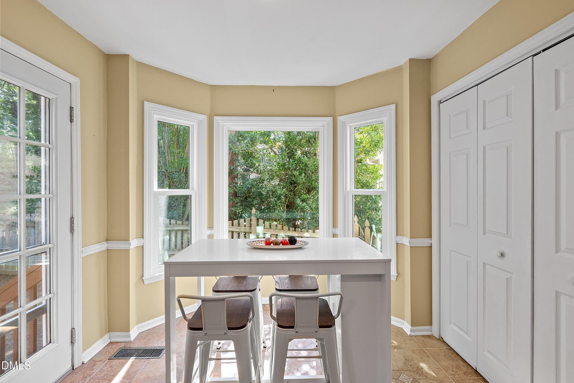 Breakfast - 101 Gatepost Lane, Cary, NC 27513