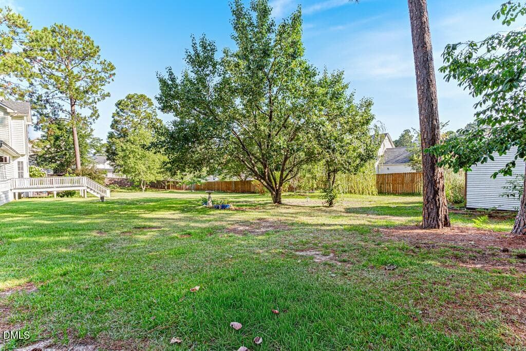 2) 74346-6a99064992c6f - 142 Richmond Park Drive, Cameron, NC 28326