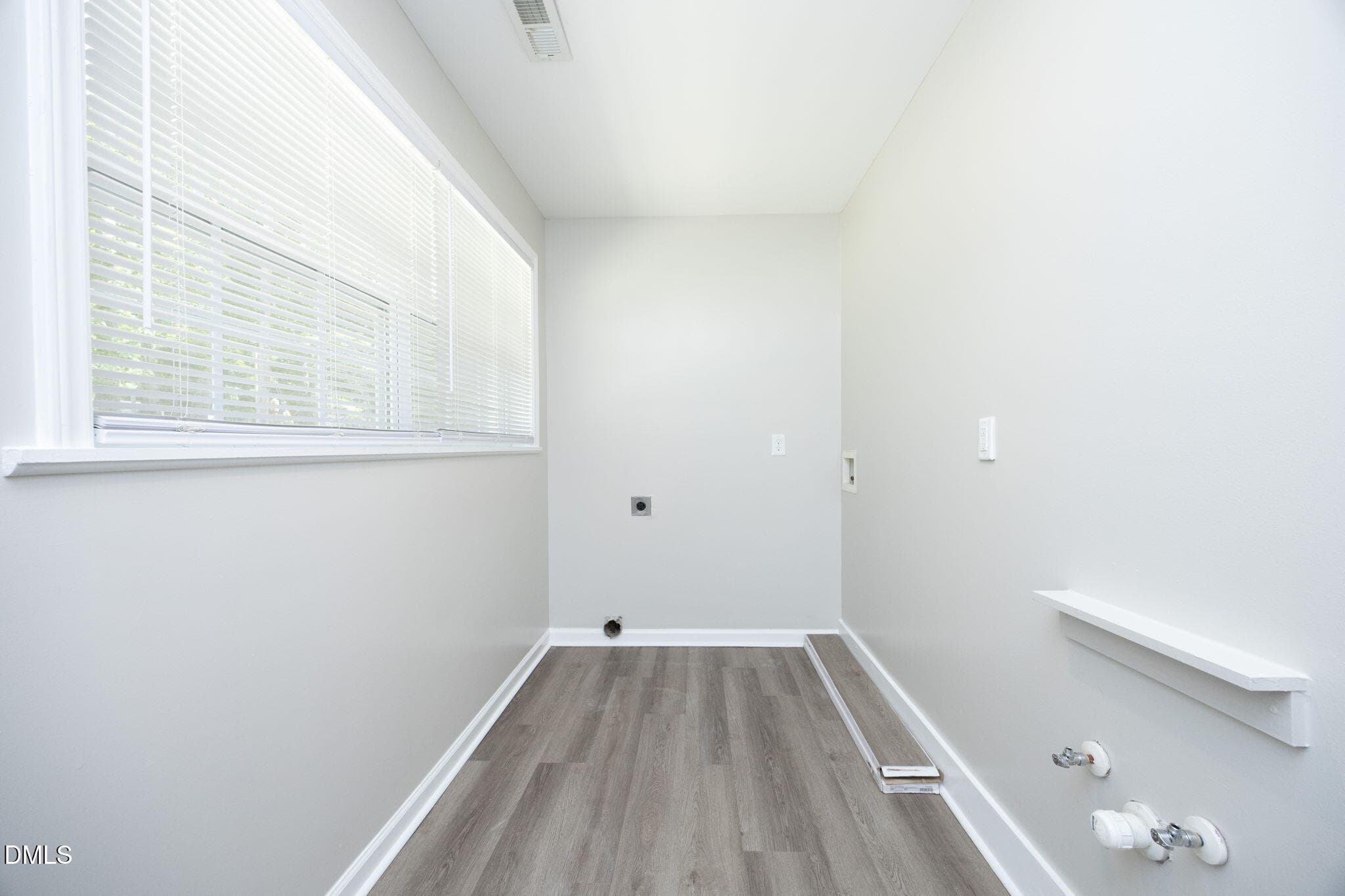 19-web-or-mls-17LaundryRoom - 10416 Fanny Brown Road, Raleigh, NC 27603, Raleigh