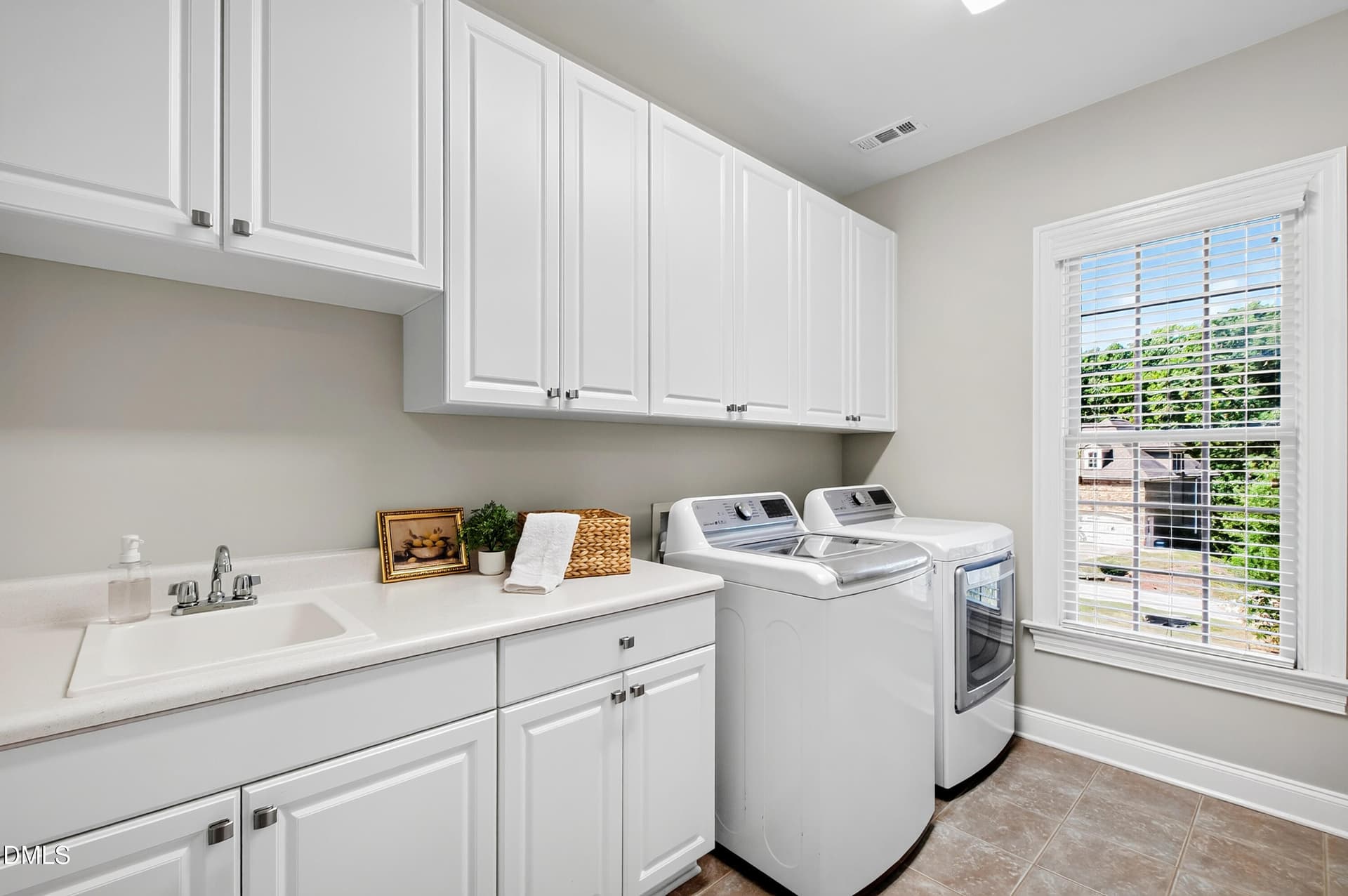 Green Yard (65) - 2800 Green Yard Court, Fuquay Varina, NC 27526