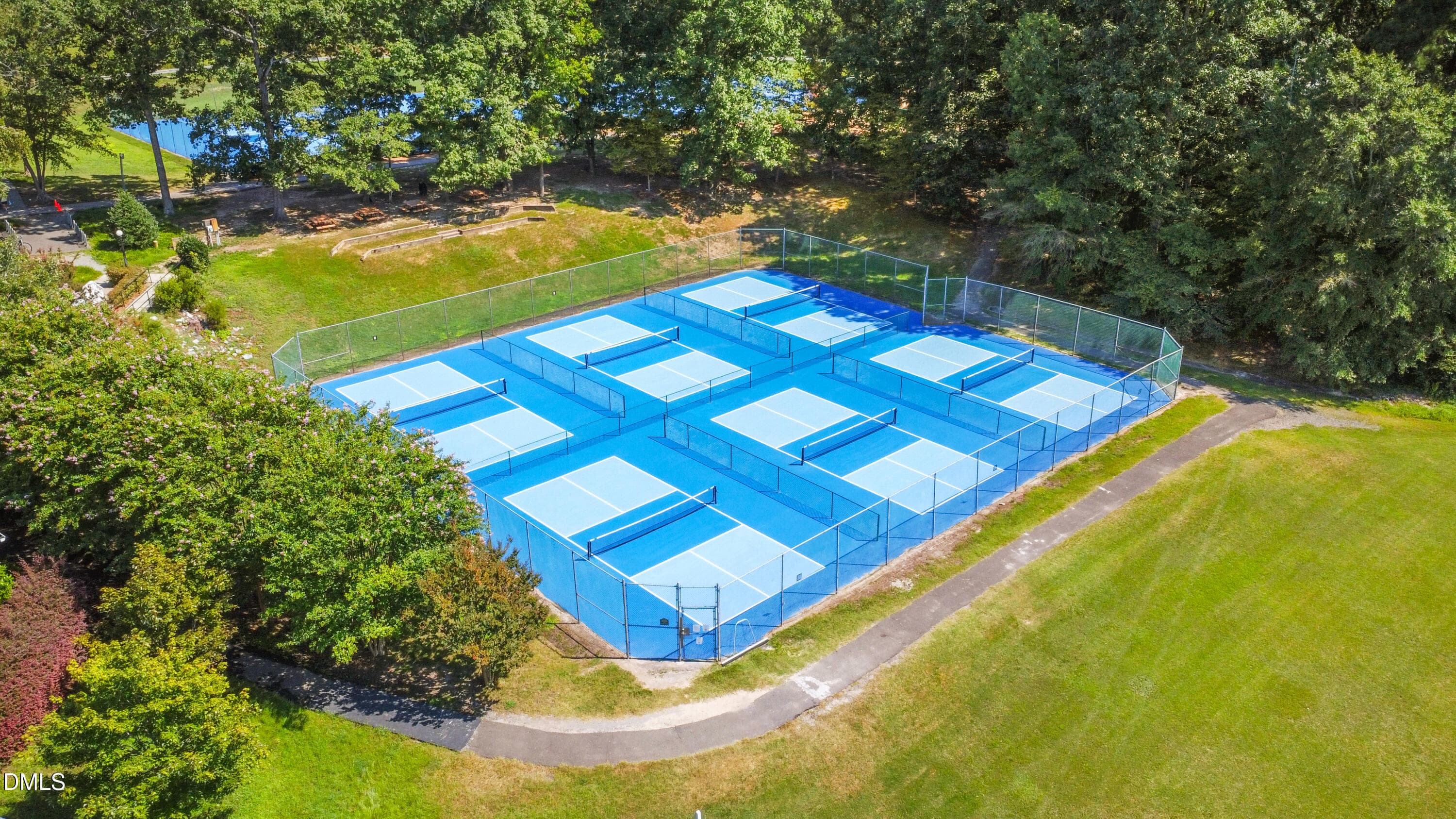 Amenities 1 - 4904 Fortunes Ridge Drive, Durham, NC 27713, Durham