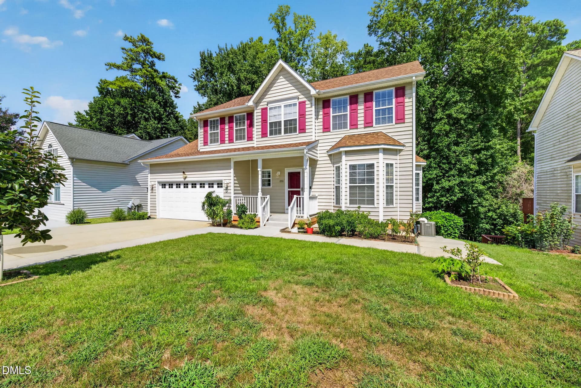 3-web-or-mls-IMG_0391 - 229 Tecumseh Court, Cary, NC 27513