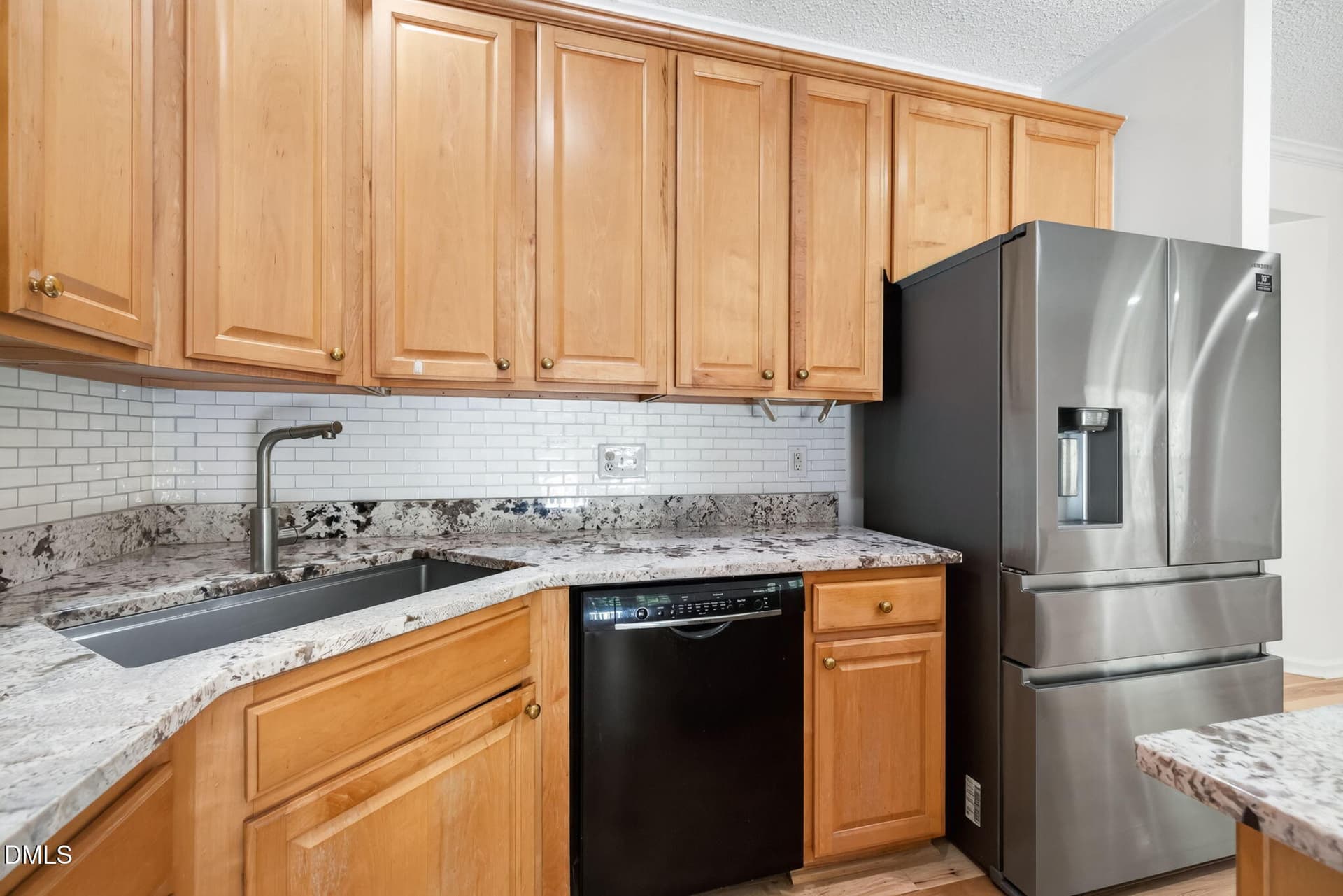 25-web-or-mls-IMG_0112 - 229 Tecumseh Court, Cary, NC 27513
