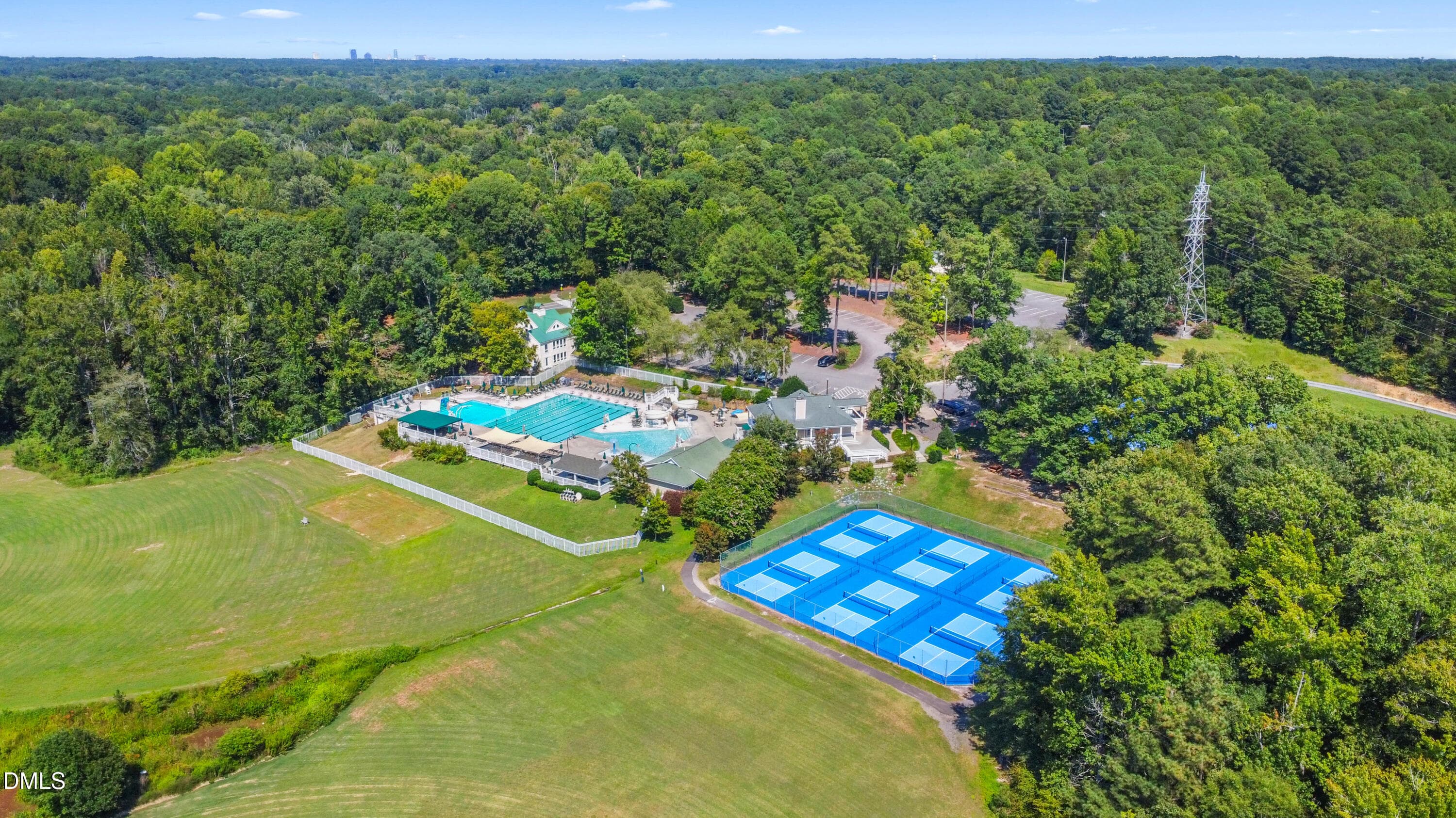 Amenities 8 - 4904 Fortunes Ridge Drive, Durham, NC 27713, Durham