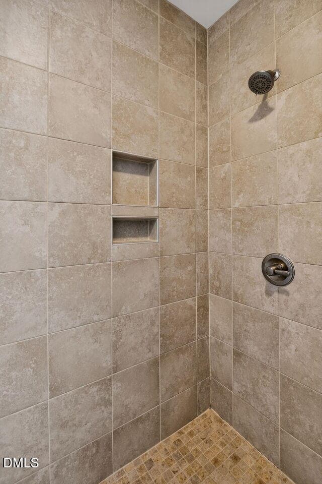 Primary Shower - 65 Balsam Lane, Clayton, NC 27527