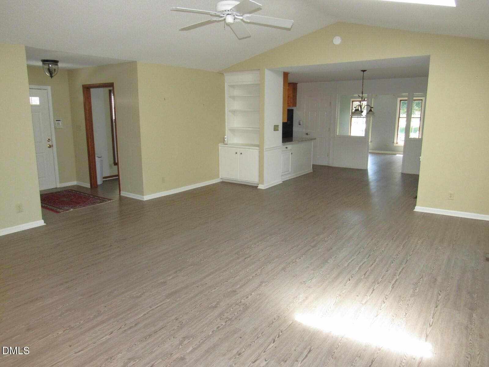 Family room - 1290 Spring Valley Road, Henderson, NC 27537