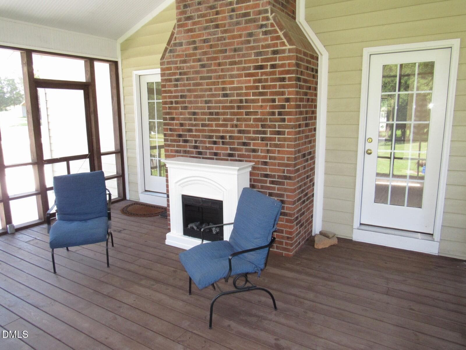 Screen porch - 1290 Spring Valley Road, Henderson, NC 27537