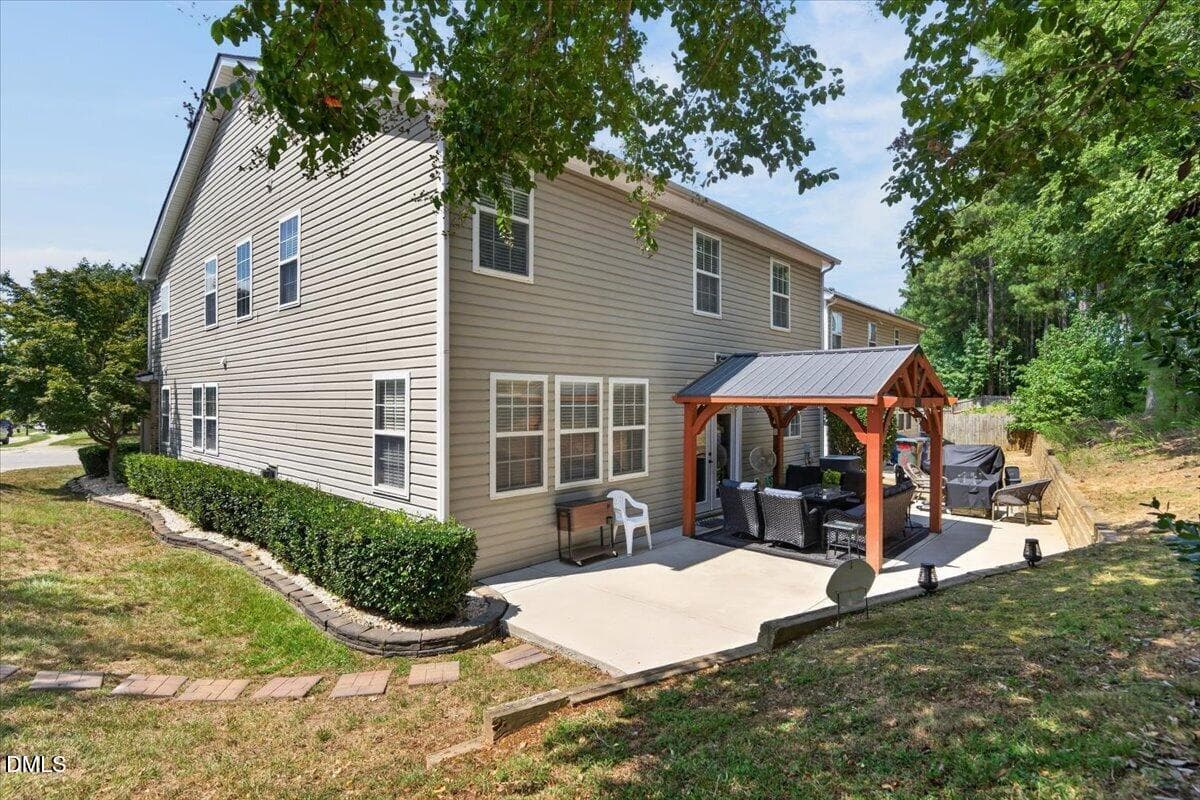 08-2945GladeAsterCtRaleigh_008 - 2945 Glade Aster Court, Raleigh, NC 27604, Raleigh