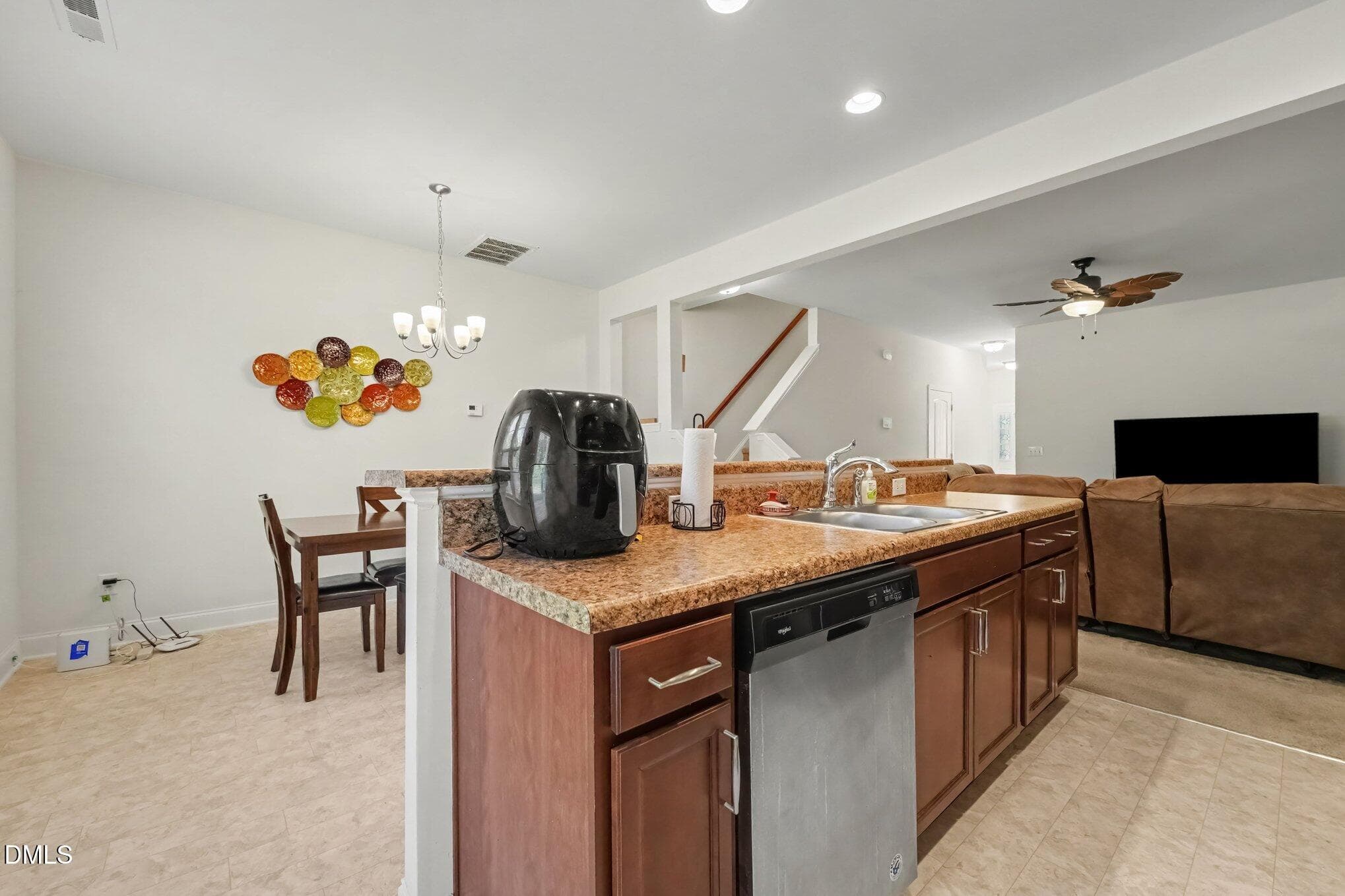 010_file_9830 - 324 E Porthaven Way, Clayton, NC 27527, Clayton