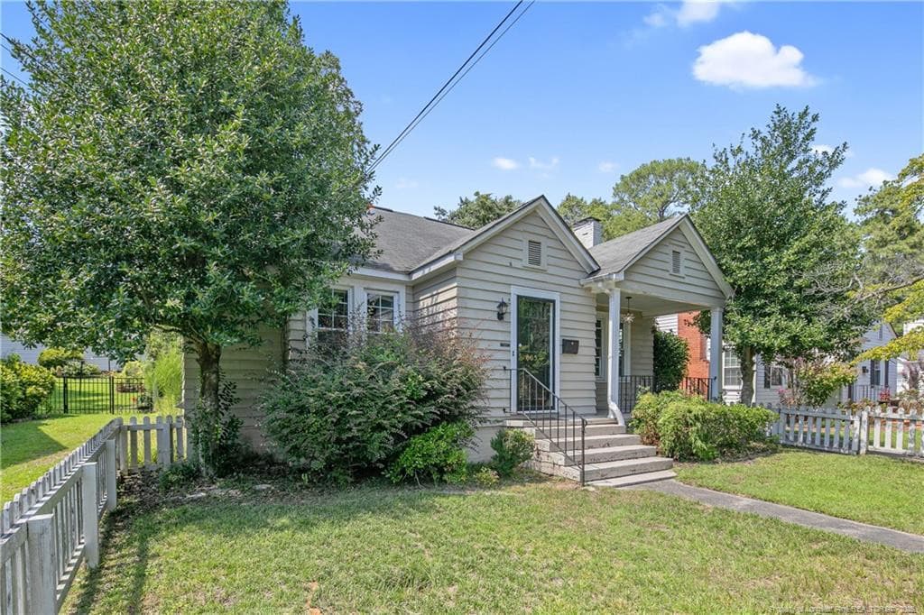 Photo 3 - 605 Greenland Drive, Fayetteville, NC 28305, Fayetteville
