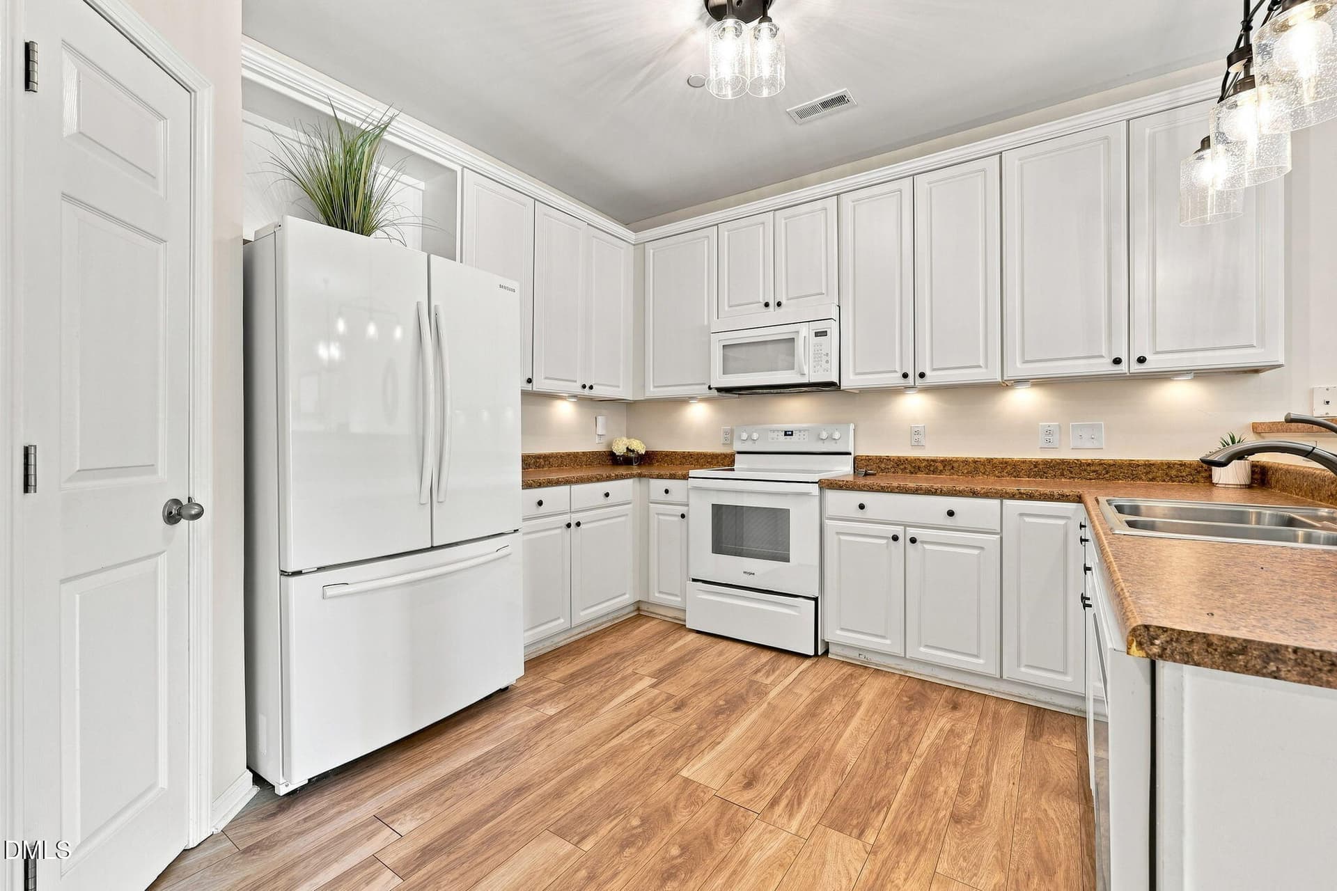 20-web-or-mls-IMG_5880_edit - 311 Springfork Drive, Cary, NC 27513