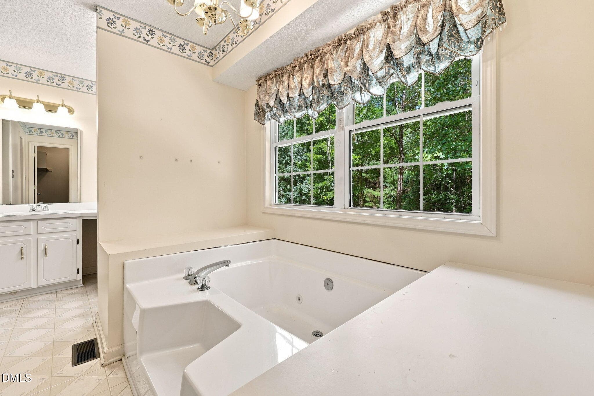 31-web-or-mls-IMG_4118_edit - 606 Dabney Woods Lane, Henderson, NC 27537, Henderson