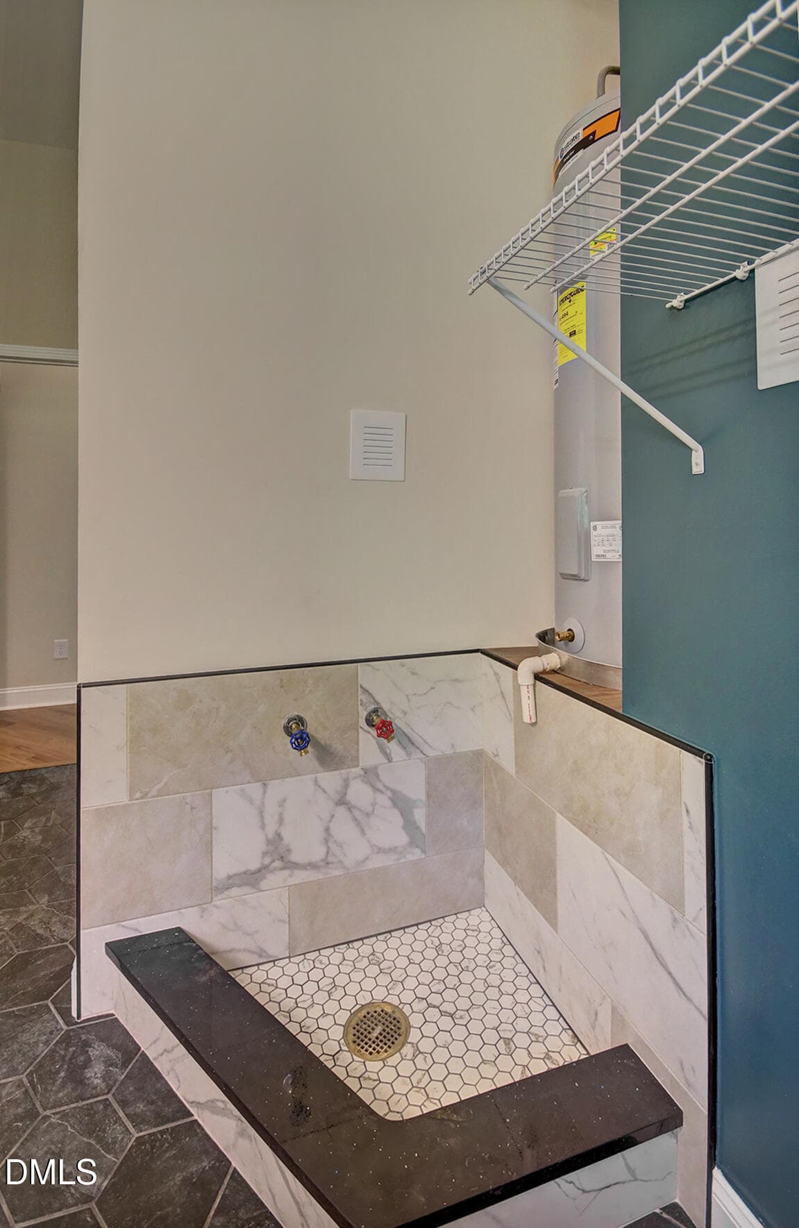 Laundry Pet Station - 132 N State Street, Haw River, NC 27258, Haw River