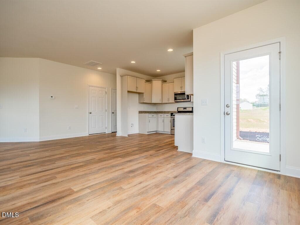 006_Dining Room - 1516 Briar Brook Lane, Zebulon, NC 27597