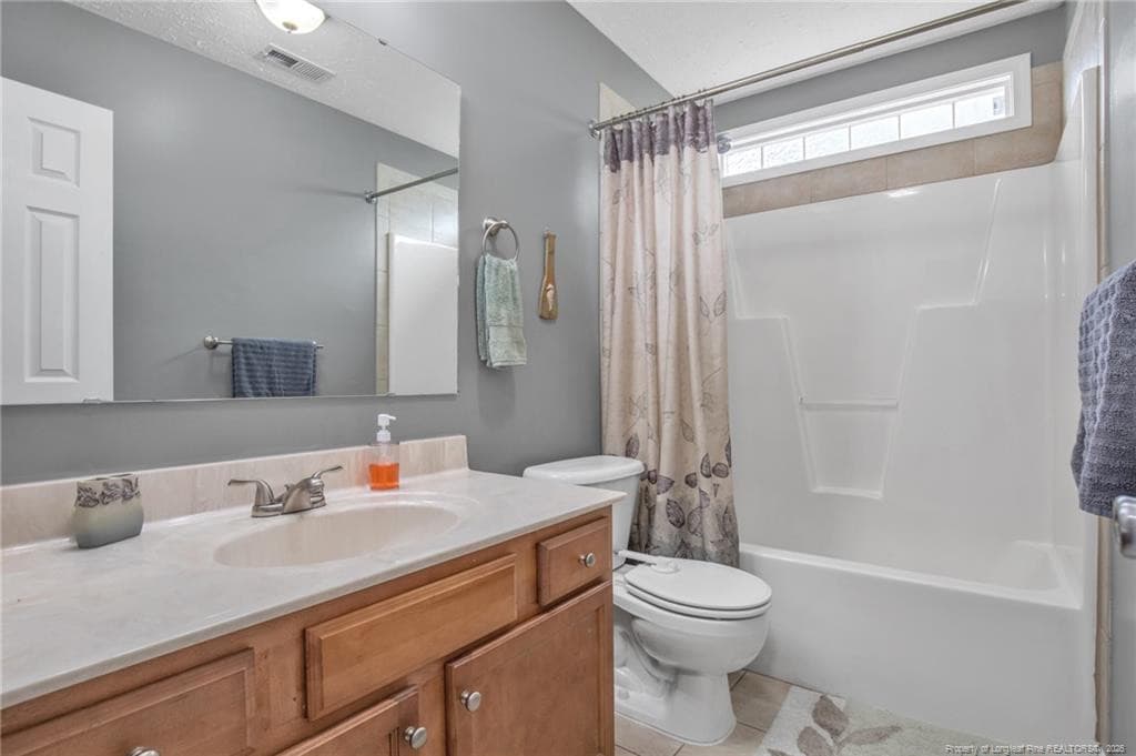 Photo 21 - 507 Fairfield Circle, Raeford, NC 28376, Raeford