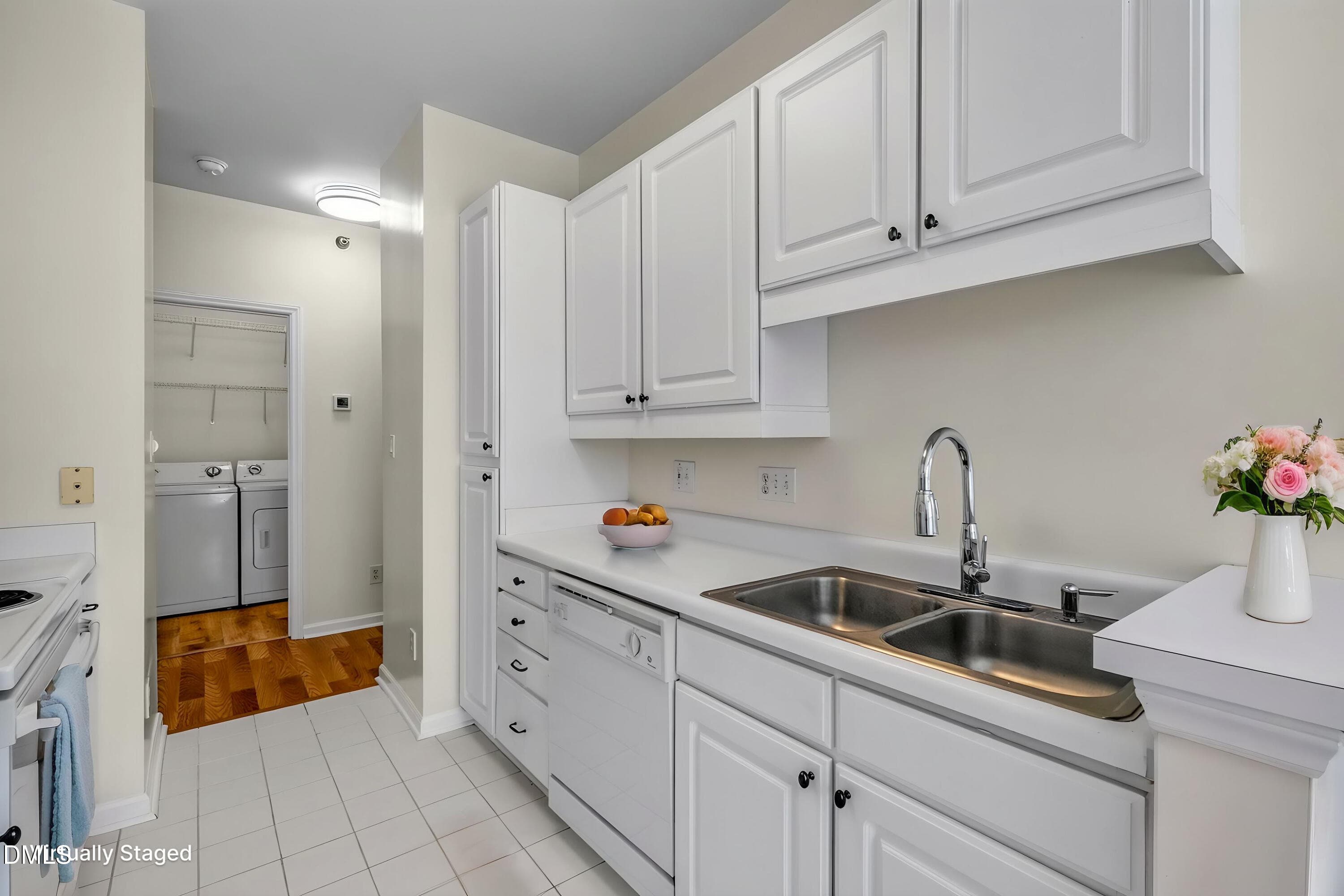 23-web-or-mls-1701-201-Tiffany-Bay-Court - 1701 Tiffany Bay Court 201, Raleigh, NC 27609, Raleigh