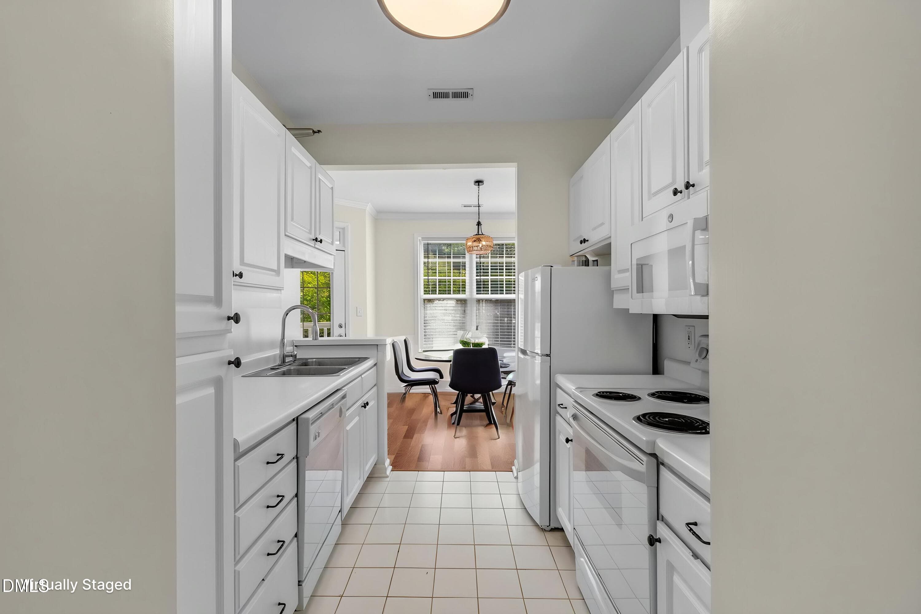 28-web-or-mls-1701-201-Tiffany-Bay-Court - 1701 Tiffany Bay Court 201, Raleigh, NC 27609, Raleigh